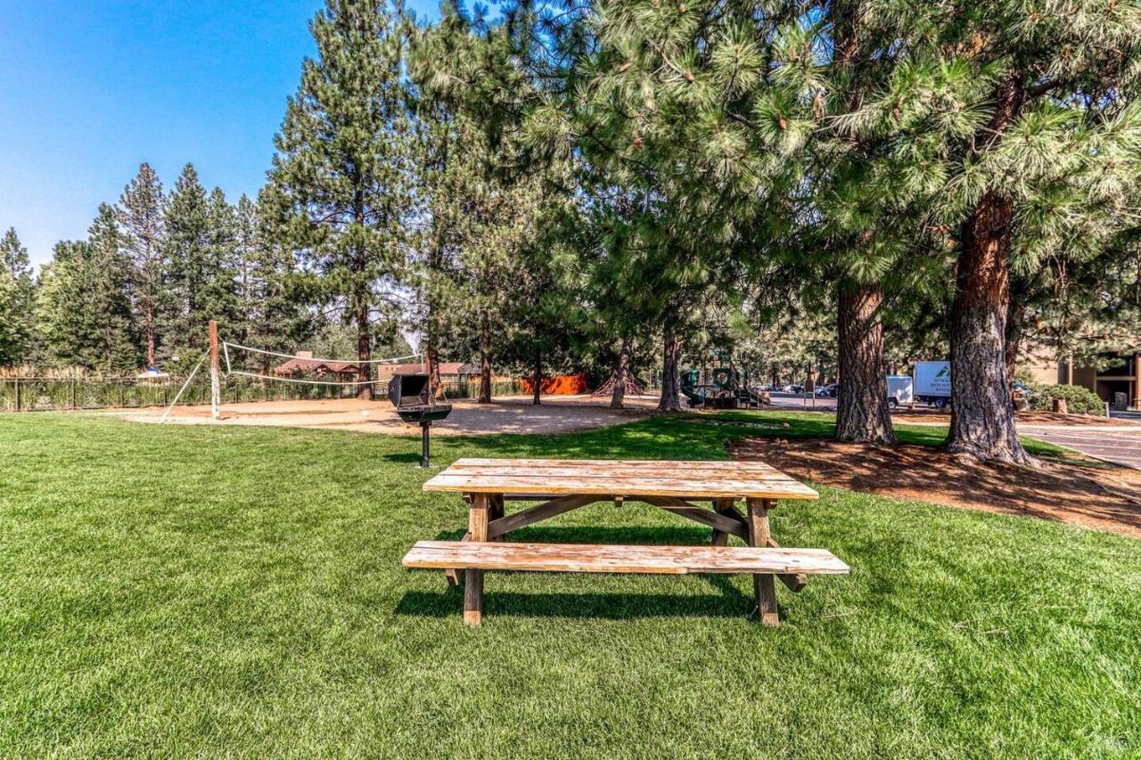 Seventh Mountain Resort Deschutes River Woods Exterior foto