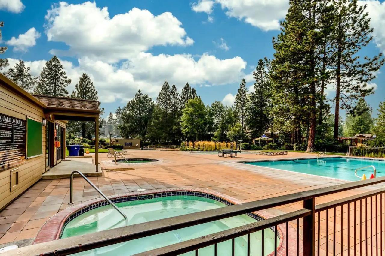 Seventh Mountain Resort Deschutes River Woods Exterior foto